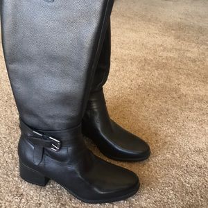 dempsey boot naturalizer